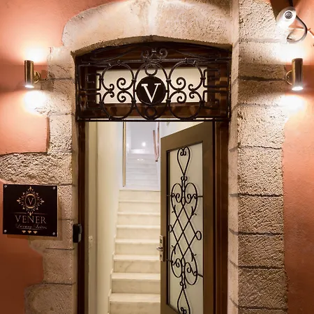 Vener Luxury Apartment