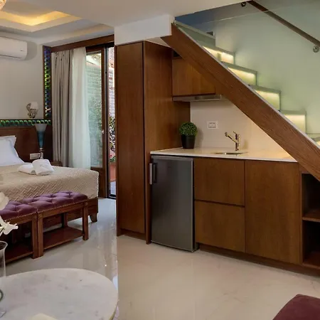 Апартаменти Vener Luxury *